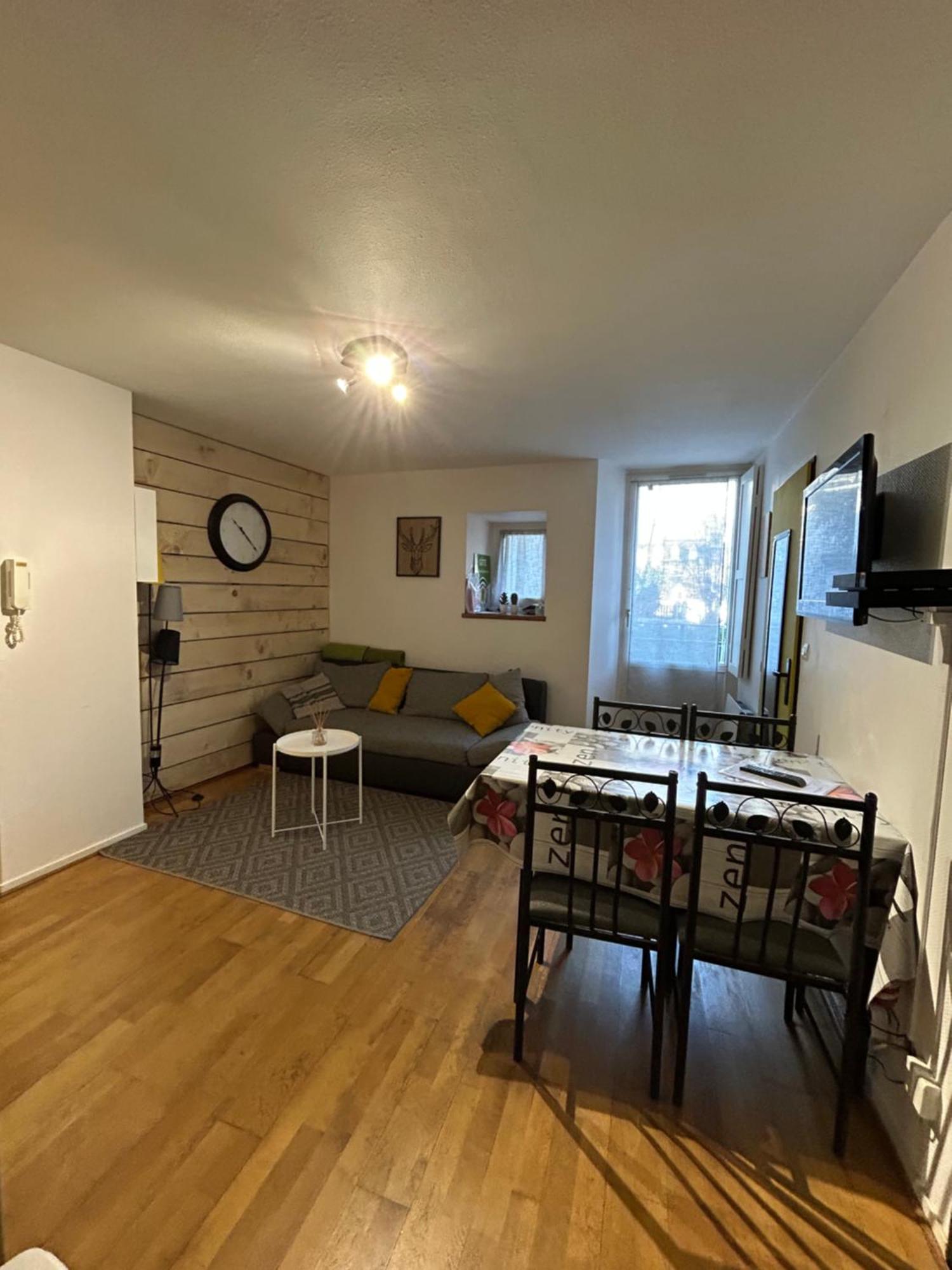 Appt Entier Rdc 1 Chambre Allee D'Etigny Bagneres-de-Luchon Bagian luar foto